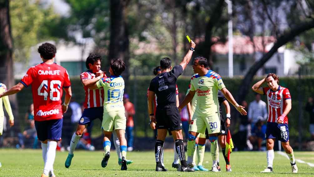 ¡Se armó la bronca! Chivas y América Sub 23 se fue a los golpes tras la victoria rojiblanca