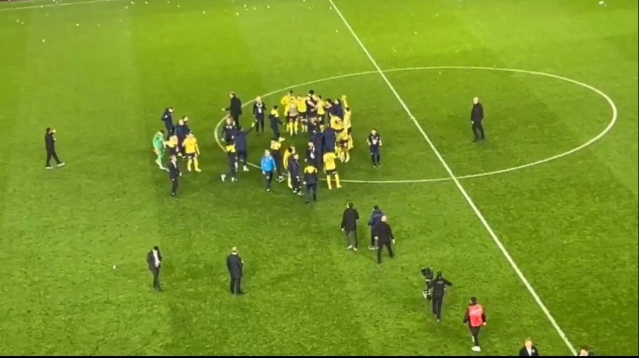 Jugadores de Fenerbahçe festejaban el triunfo