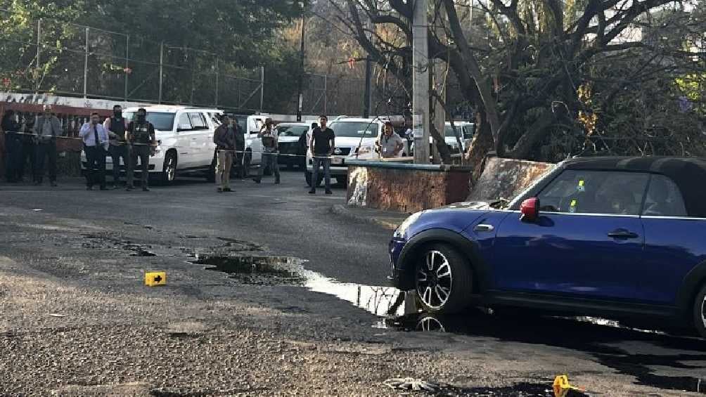 Se encontraron decenas de casquillos de bala en la zona del ataque. 