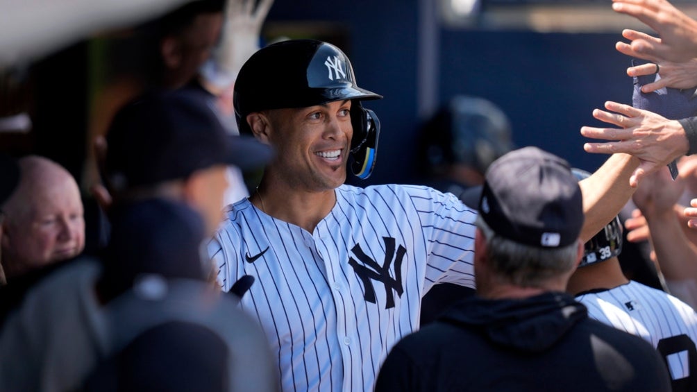 Giancarlo Stanton lidera el roster de Yankees para la serie contra Diablos Rojos