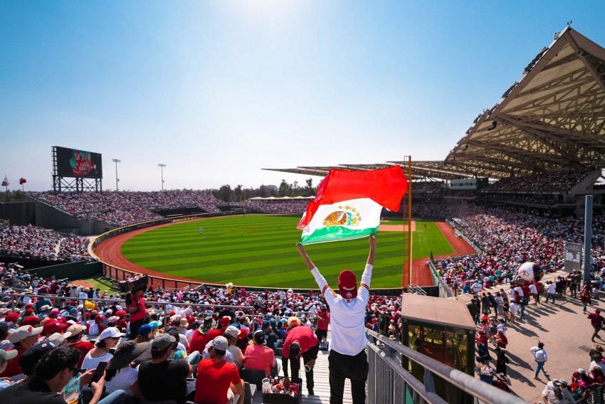 Los aficionados mexicanos presentes 