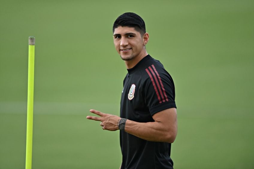 Alan Pulido criticó falta de procesos en Selección Mexicana 