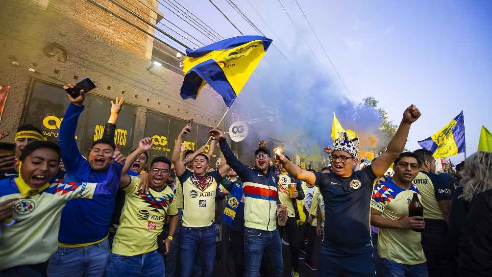 Afición defendió al goleador