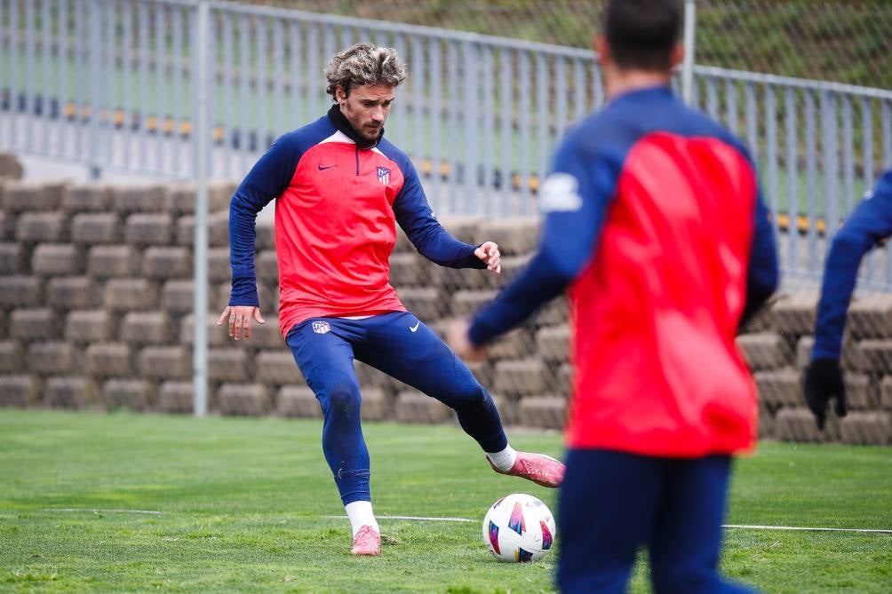 Griezmann en entrenamiento con los Colchoneros