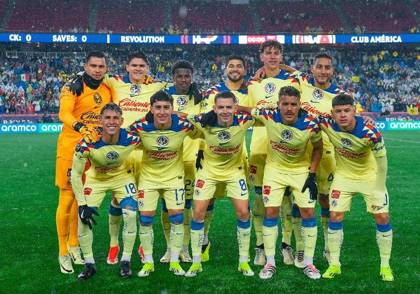 América en el juego ante New England