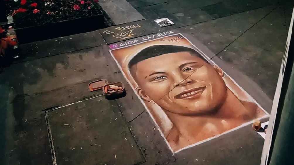 ¡Homenaje al campeón! Artista pinta a 'Pitbull' Cruz en las calles de la CDMX