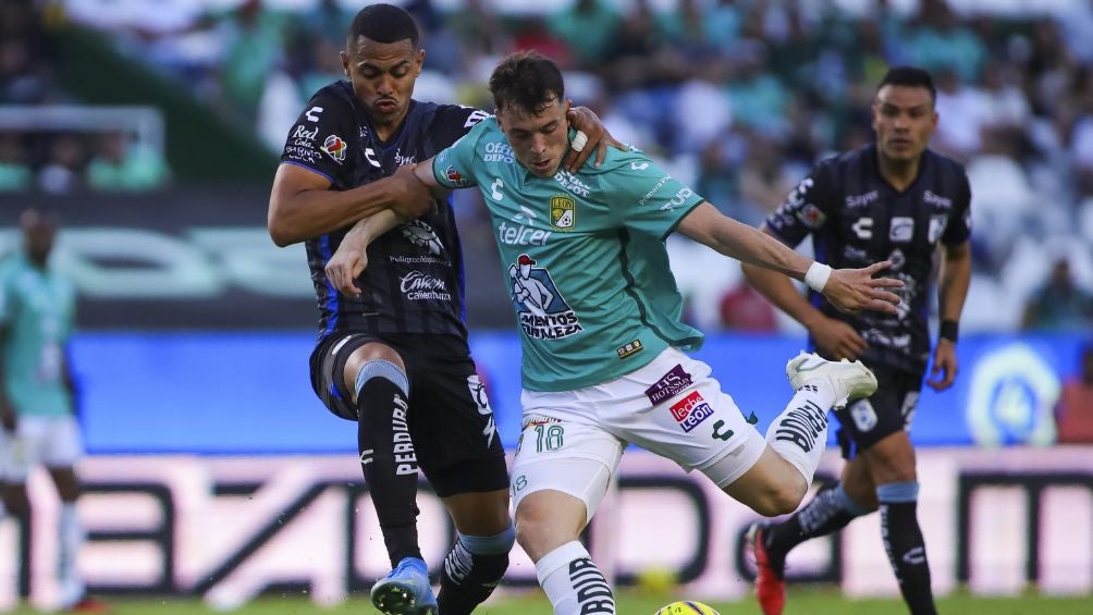 Gularte en el partido ante León