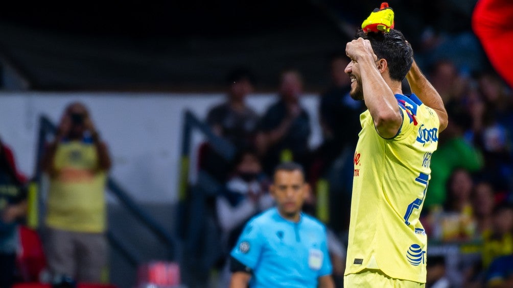 Henry Martín llegó a su gol 98 en América