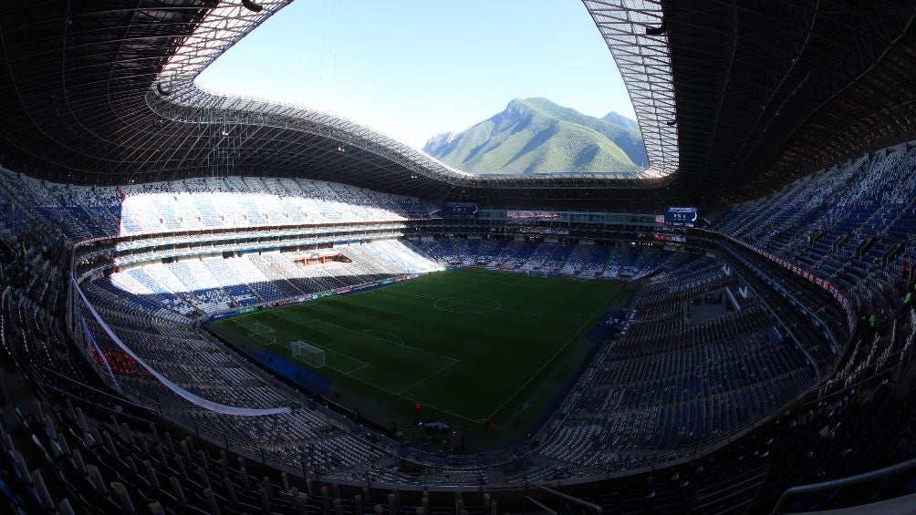 Mario Kempes, preocupado por el tráfico de Monterrey de cara al Mundial de 2026