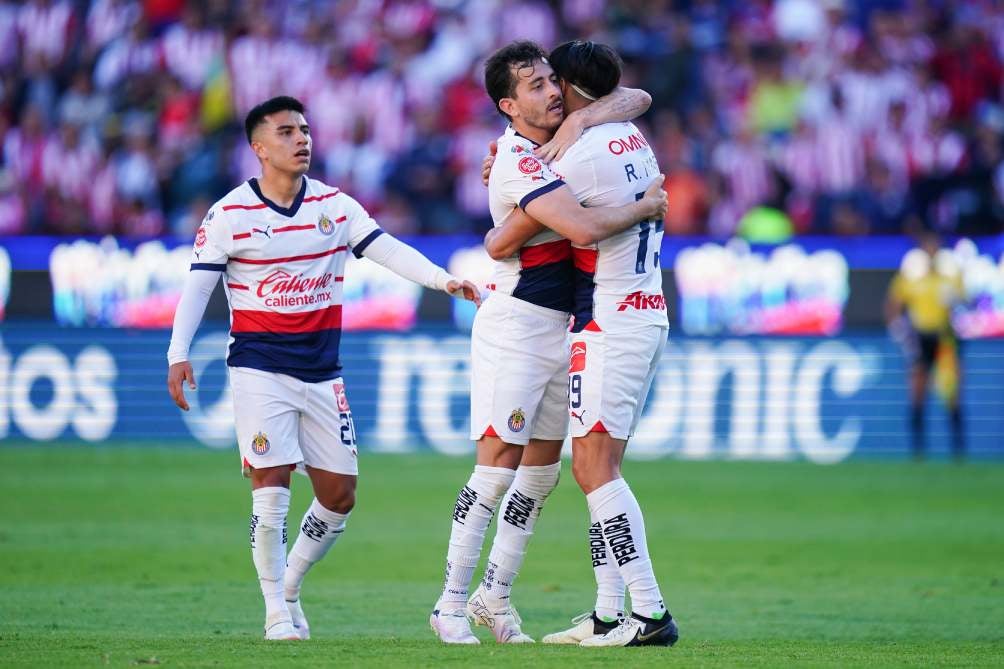 Chivas está en Play-in con el triunfo ante Pachuca