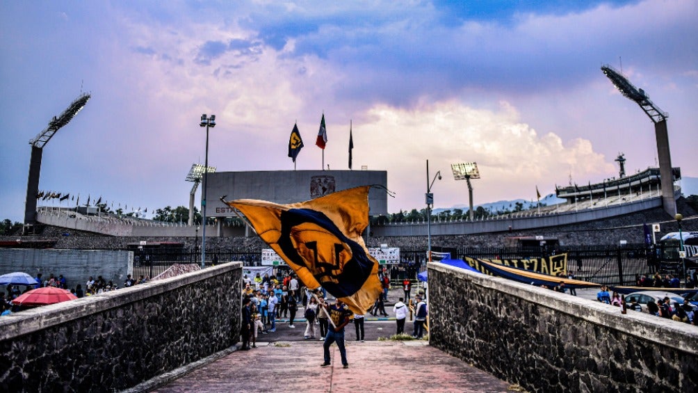 Pumas investiga actos violencia en el Estadio Olímpico Universitario: "No se puede permitir"