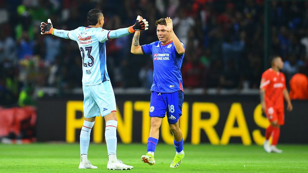 Cruz Azul se impone ante Toluca y asegura su lugar en la Liguilla