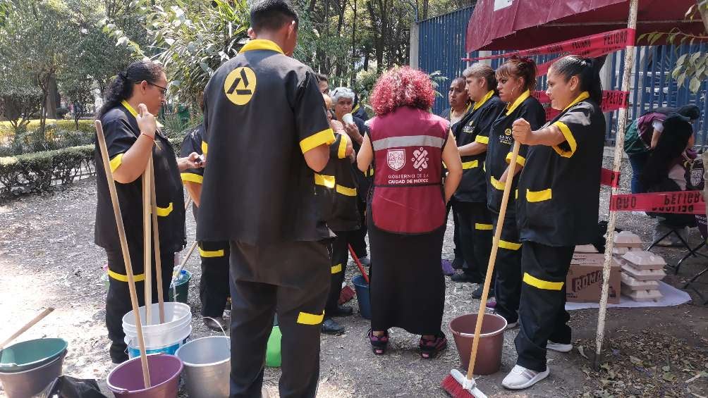 Se hicieron trabajos de limpieza para apoyar a los vecinos. 