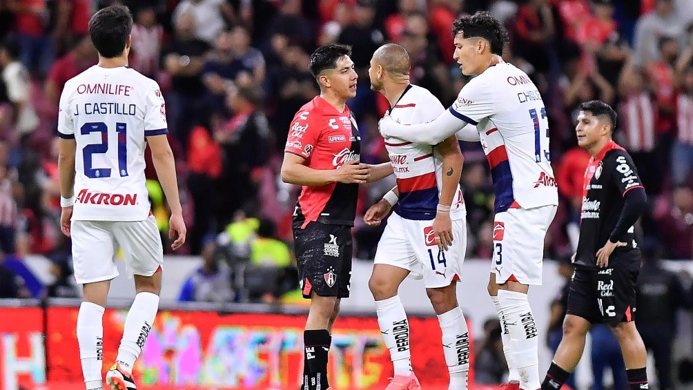 Javier se encaró con un jugador del Atlas 