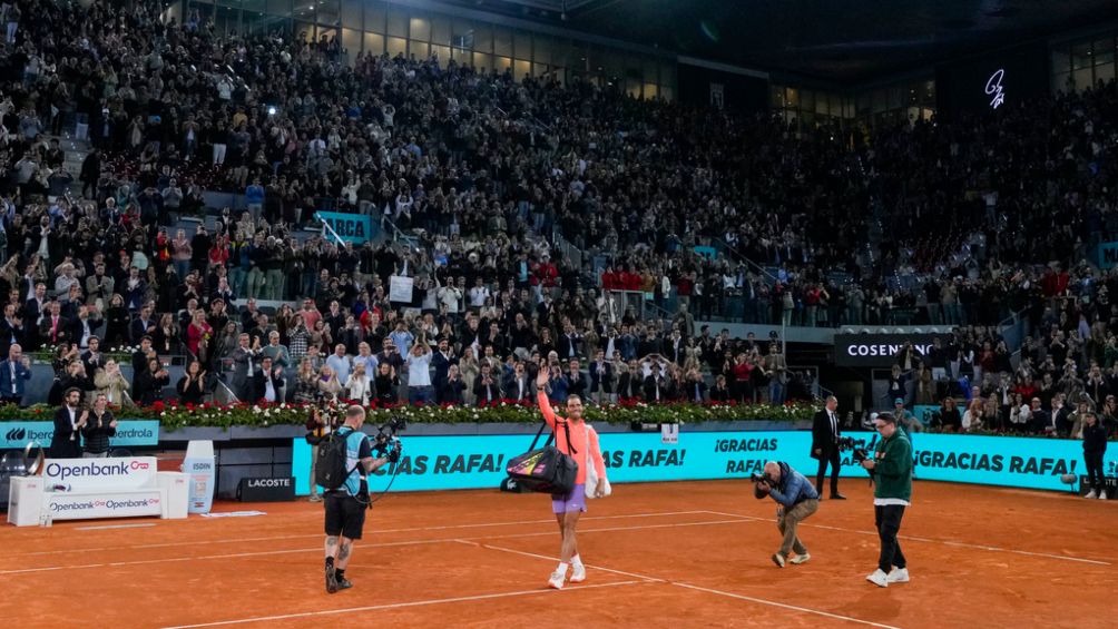 El publico despidió a Nadal de pie