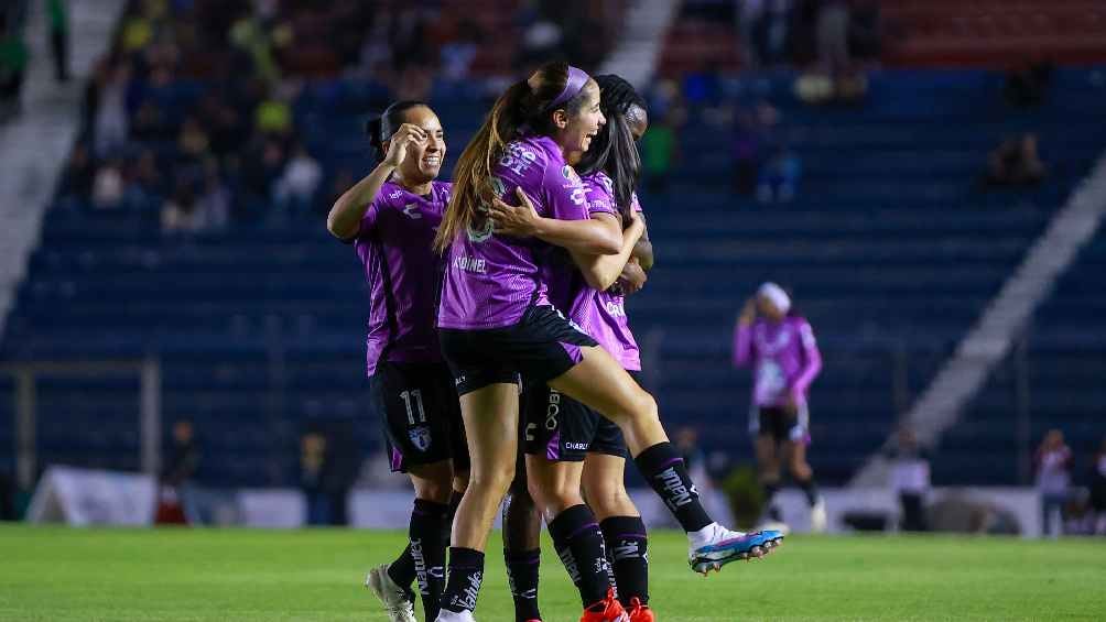 Anotaron 3 goles en el primer tiempo