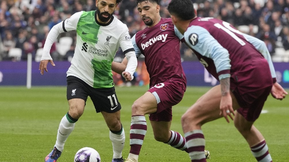 West Ham y Liverpool en un partido de la Premier League 