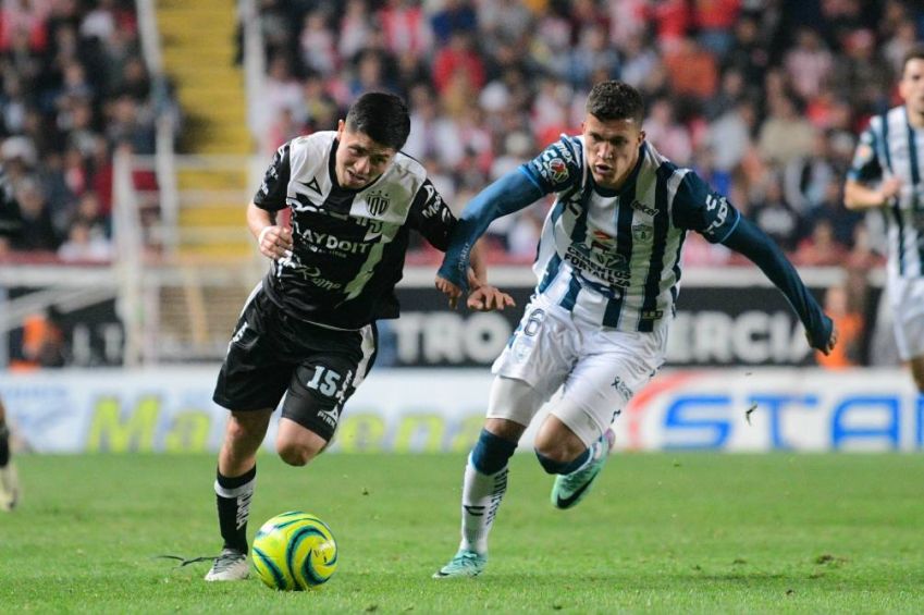 Pachuca recibe a Necaxa en el Play-in