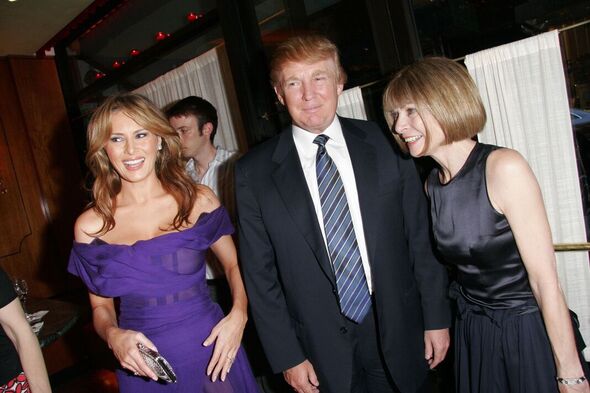 Donald y Melania con Anna Wintour en la Met Gala