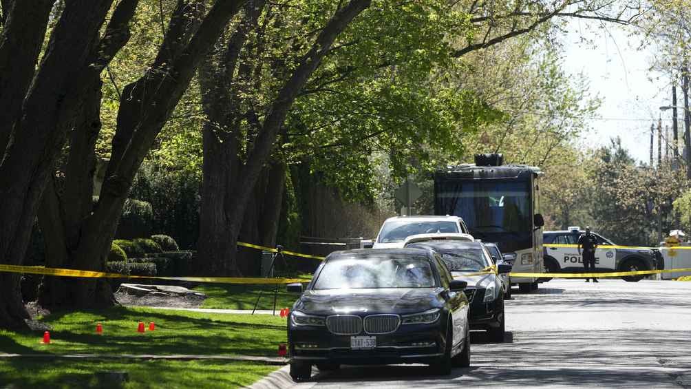 La mansión ubicada en el barrio de Bridle Path está acordonada. 