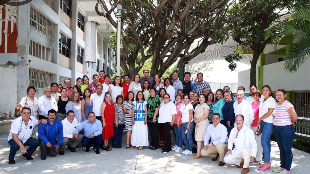 Las mamás que trabajen en el sistema educativo de la CDMX descansarán este 10 de mayo. 