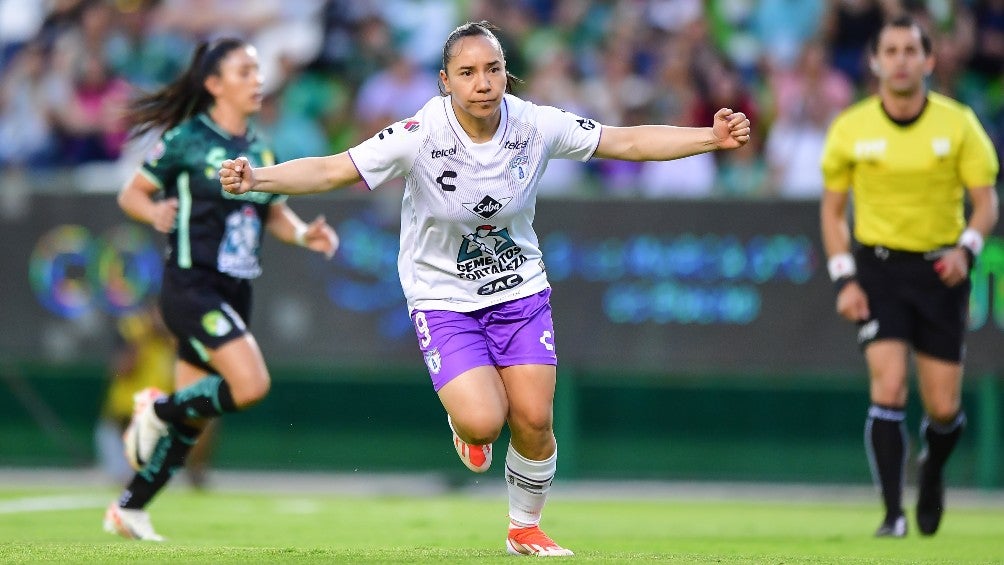 ¡Tuza histórica! Con gol ante León, Charlyn Corral se convirtió en la máxima anotadora histórica de Pachuca 