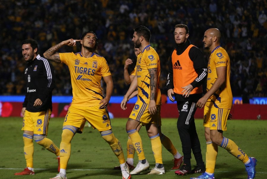 Carlos Salcedo le dio el pase a Tigres en 2021