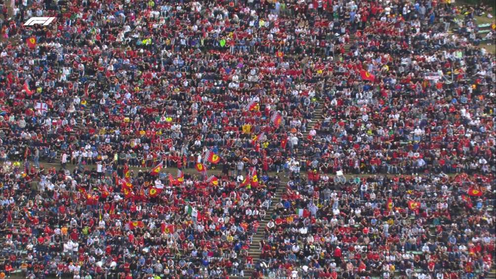 Los seguidores de Ferrari en la carrera de Imola 