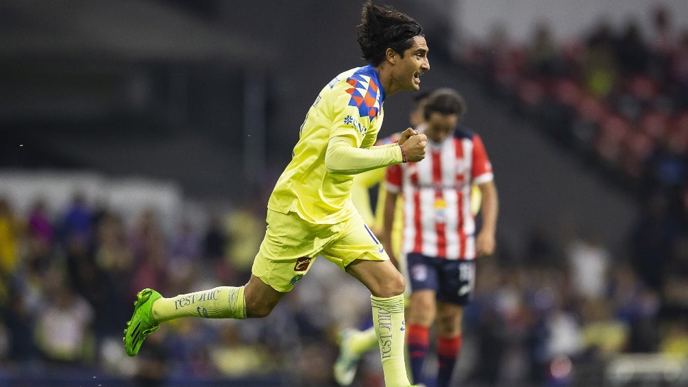 Mendoza en partido de leyendas de las Águilas 