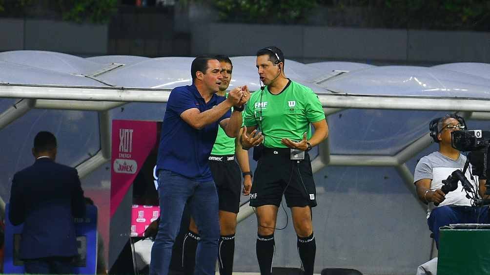 Hablaron del arbitraje