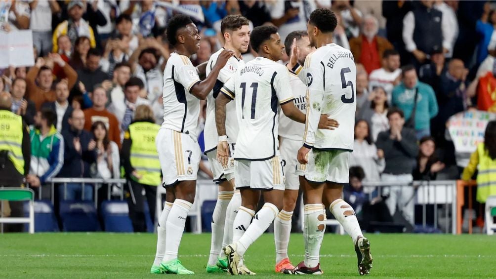 Actual Madrid thrashed Deportivo Alavés within the closing of La Liga with a double from Vinicius