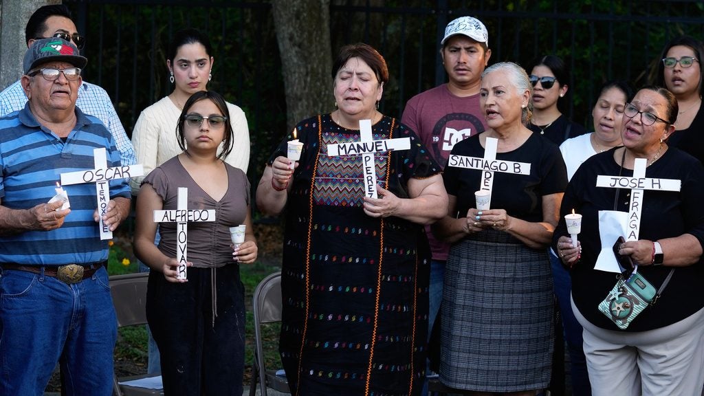 Familiares de los afectados piden que se haga justicia. 