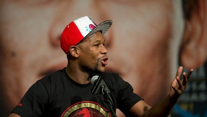 Floyd Mayweather en una conferencia de prensa