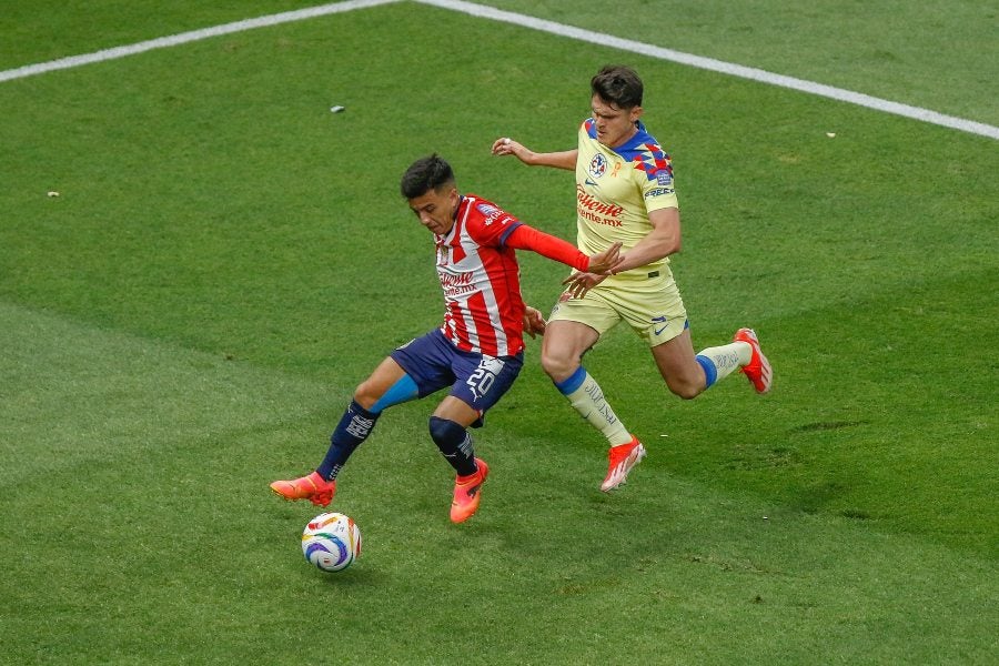 Chivas y América empataron sin goles en la Ida