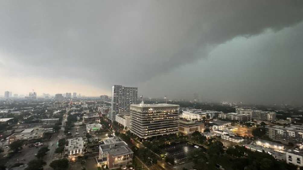 Impresionante! Tormentas provocan imágenes catastróficas en Houston, Texas