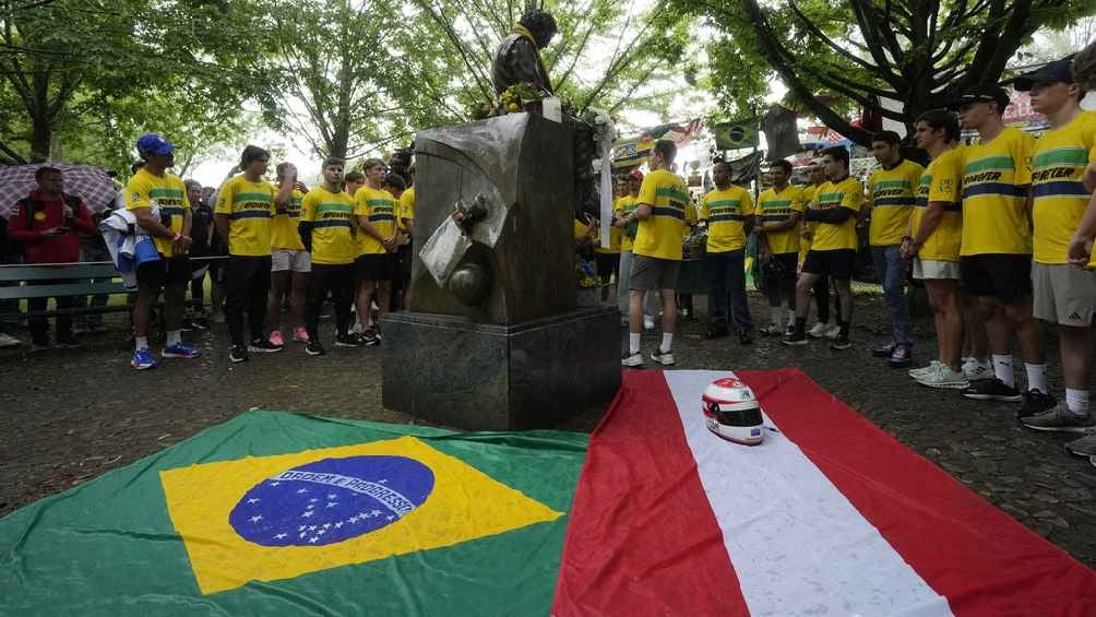 Homenajearon a los pilotos