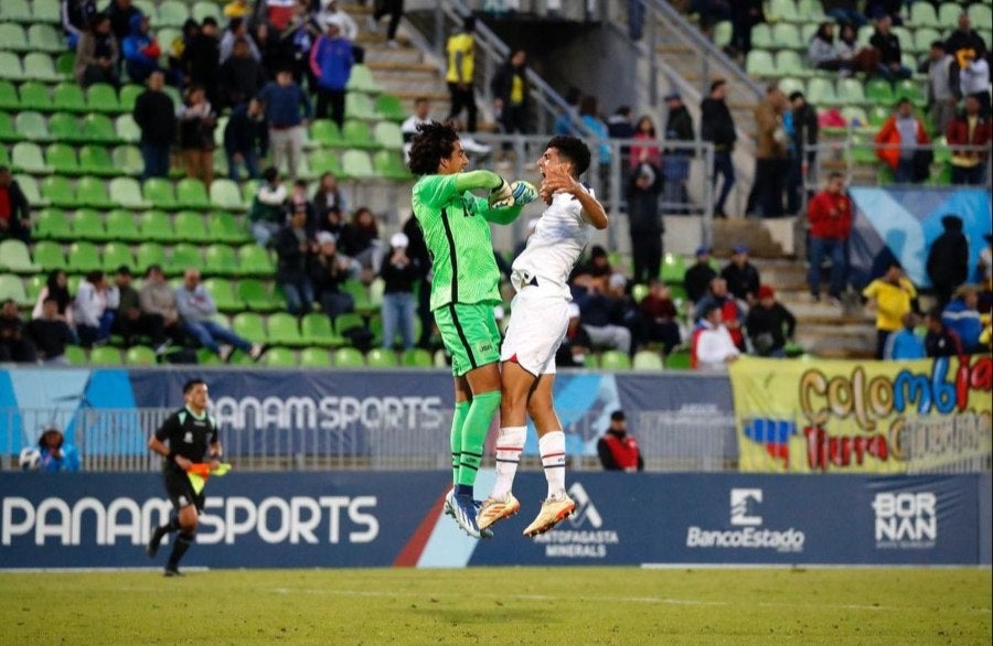 Nicolás Carrera juega con la Selección de Estados Unidos