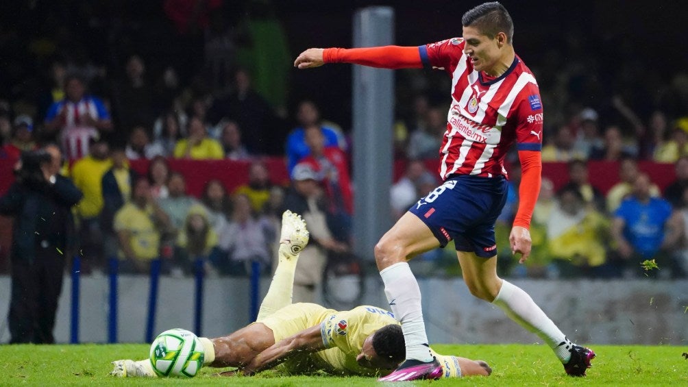 Ronaldo Cisneros en remontada al América hace un año