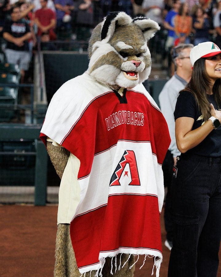 Diamondbacks celebró Noche de la Herencia Mexicana