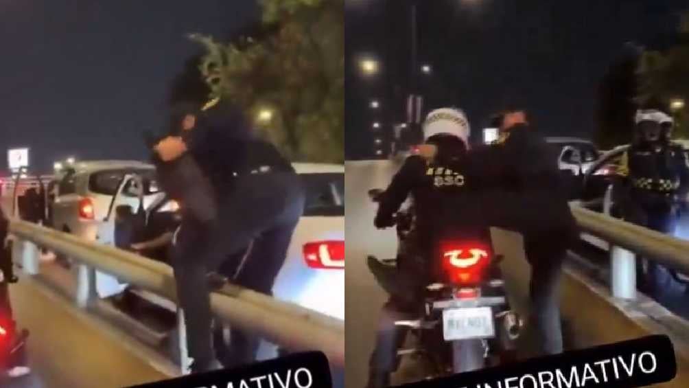 Ya vestido como policía, Gustavo Ángel se subió a una moto para llegar a la Arena CDMX. 