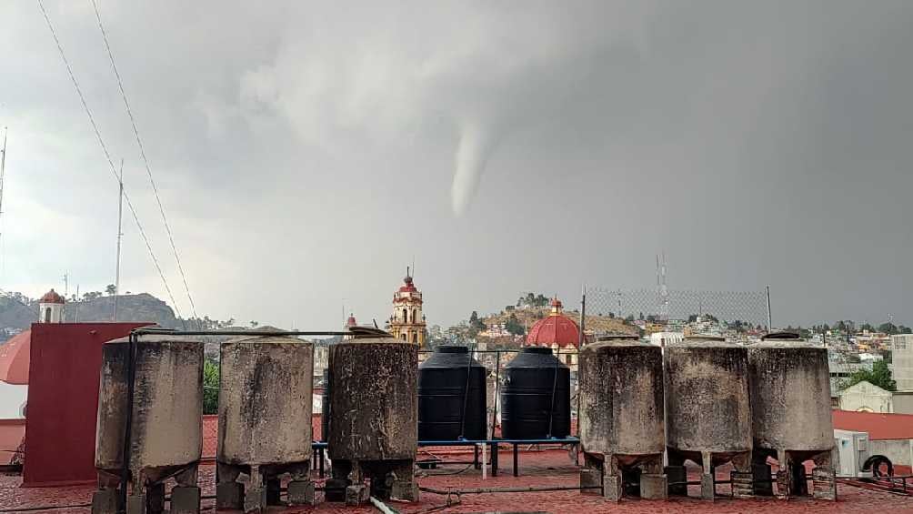 En un principio se pensó que se trataba de una nube embudo. 