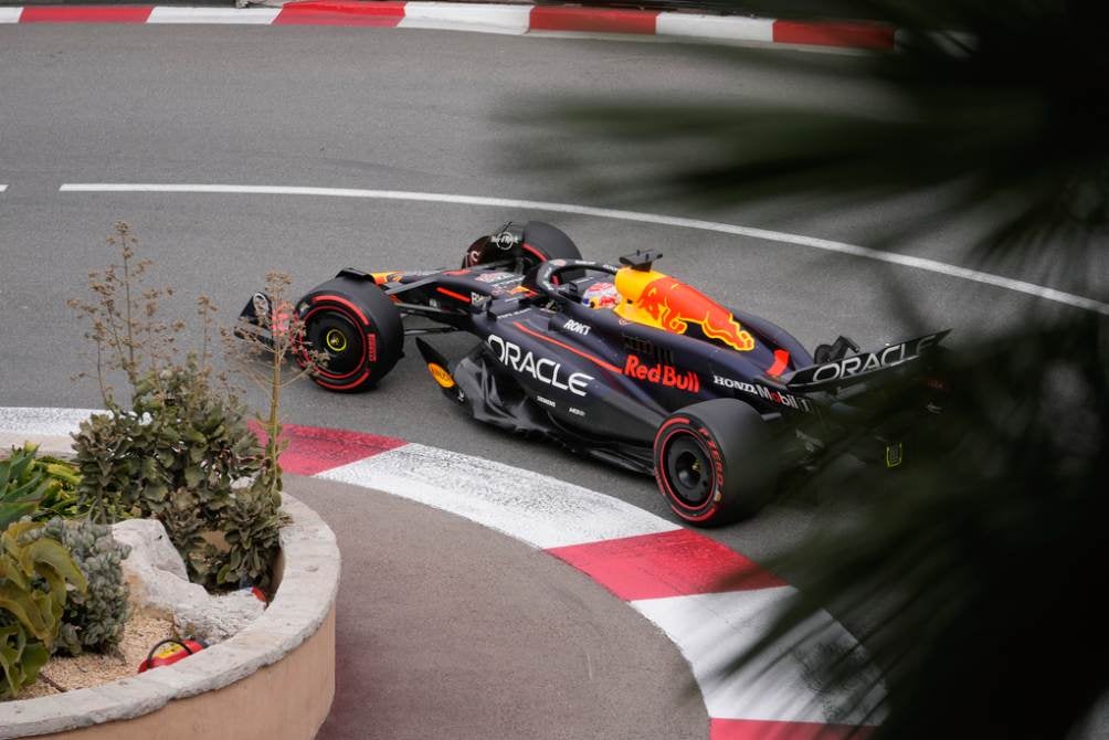 Verstappen quedó onceavo y cuarto en las prácticas libres