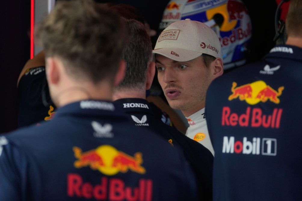 Verstappen y Red Bull siguen batallando 