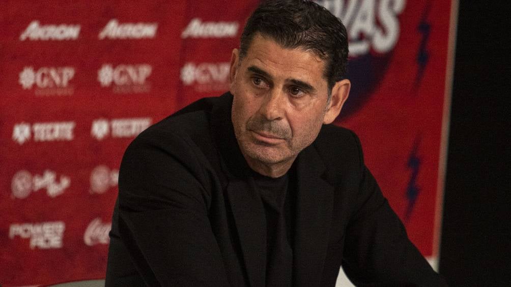 Fernando Hierro se va de Chivas