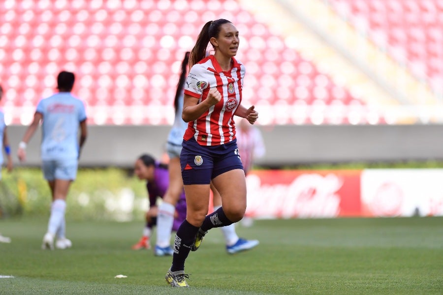 Adriana Iturbide, jugadora de Chivas Femenil