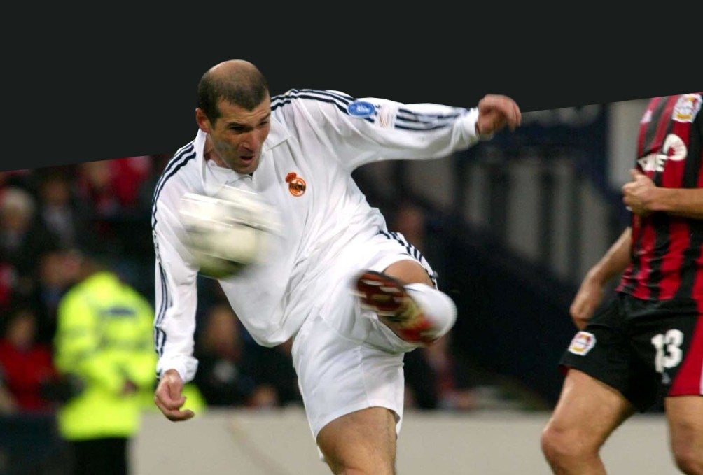 Zidane durante la Final ante Bayer Leverkusen