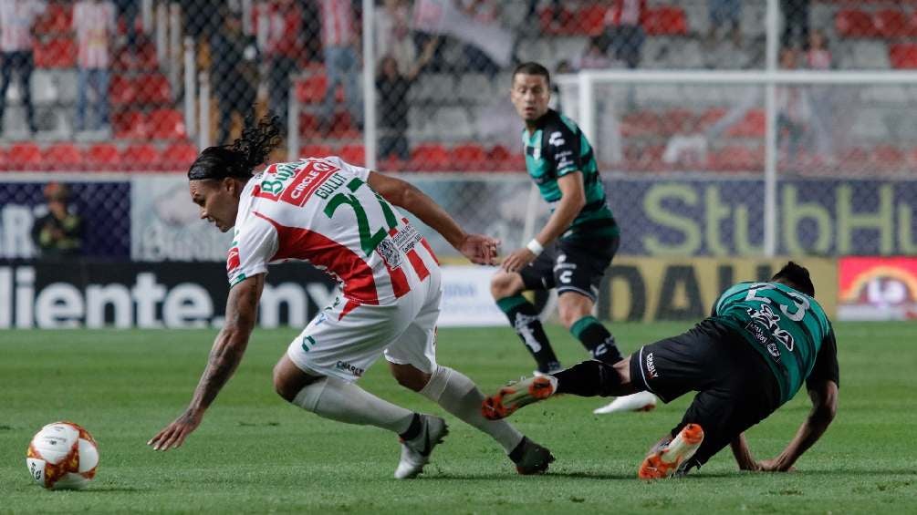 Gullit con Necaxa en el Apertura 2018