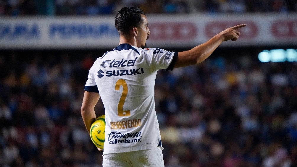 Pablo Bennevendo durante un partido