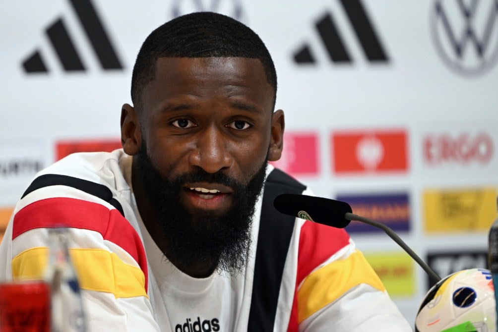 Rüdiger en conferencia de prensa con Alemania