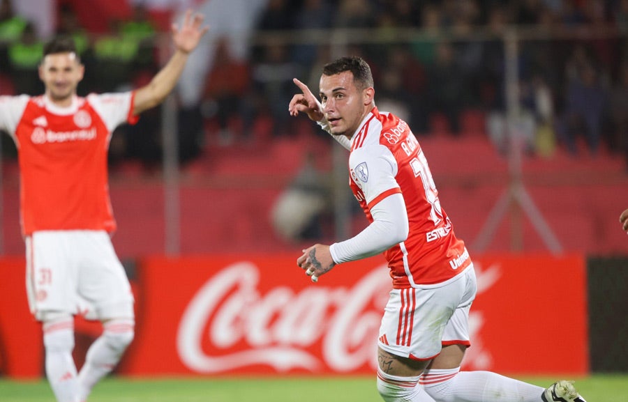 Bruno Gomes celebra su anotación